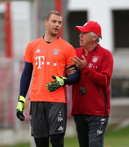 吸引了无数 吸引了无数