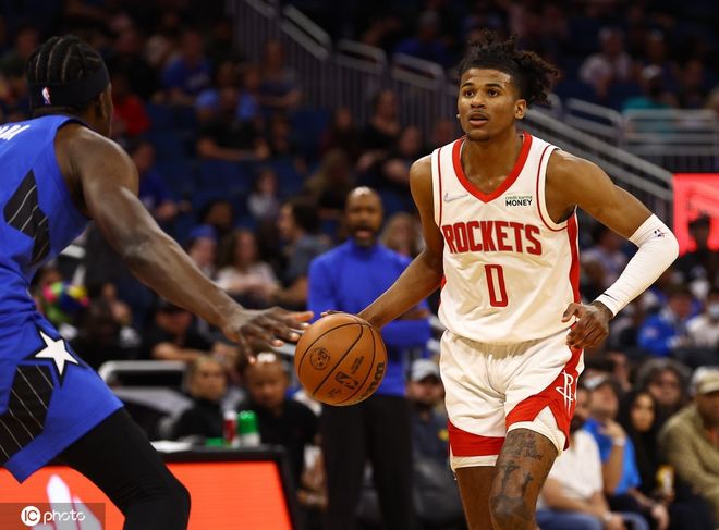 仅仅是两位 仅仅是两位