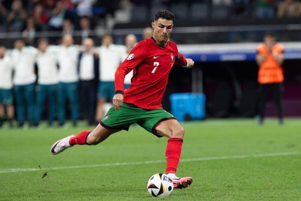 国乒四亚收 国乒四亚收