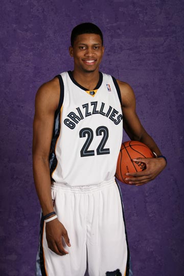 借卓越的实 借卓越的实